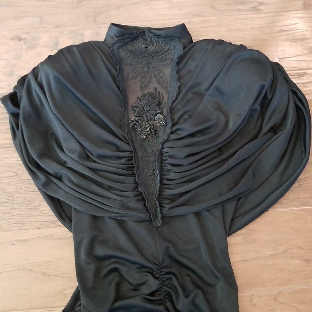 Dress - Picture 2 of 4